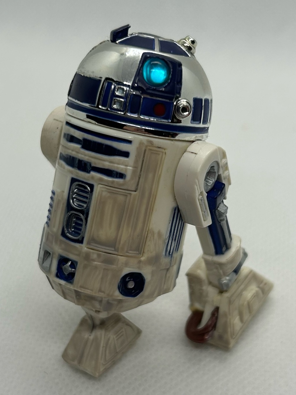 Star Wars R2-D2 Droid Figure — 2004 LFL Hasbro — 2" Saga Rolls Collectible